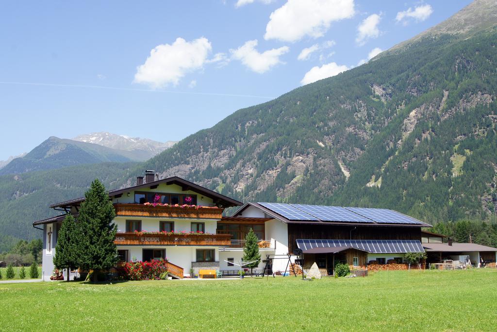 Apartments Bauernhof Dismasn Hof Längenfeld Exterior foto