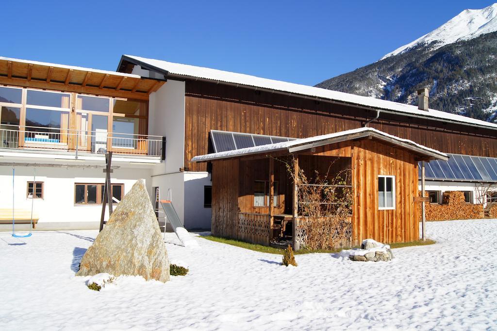 Apartments Bauernhof Dismasn Hof Längenfeld Exterior foto