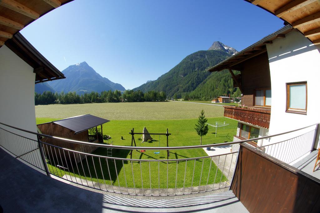 Apartments Bauernhof Dismasn Hof Längenfeld Zimmer foto